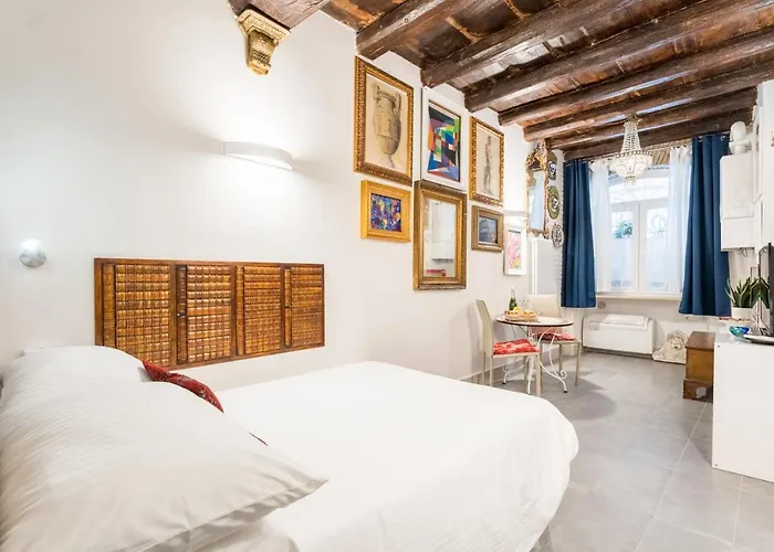Intimo Ed Eclettico A Trastevere